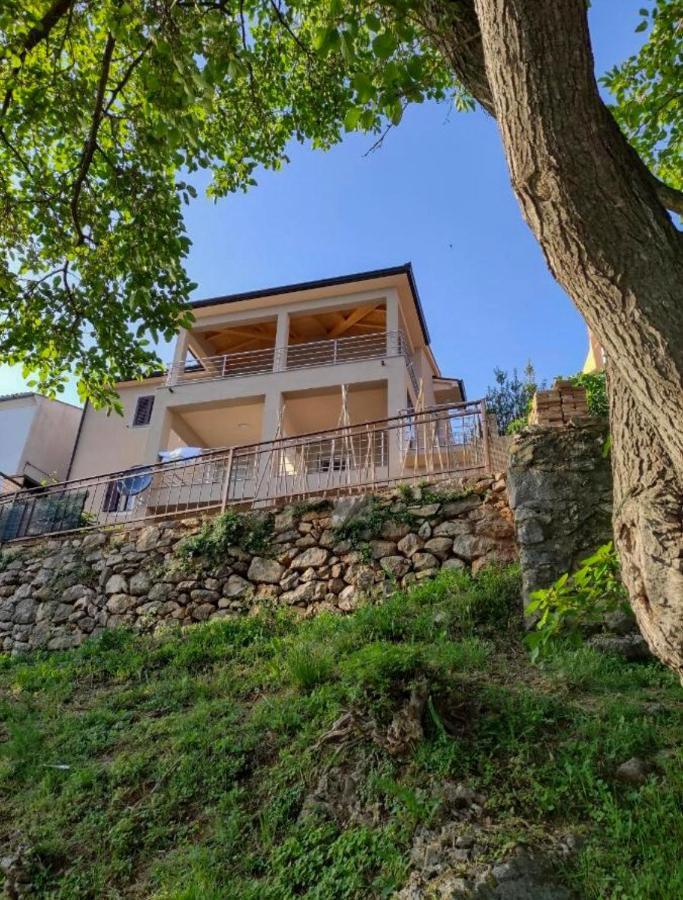 Seafront 2-Bedroom Apartment Nika - Rabac Esterno foto